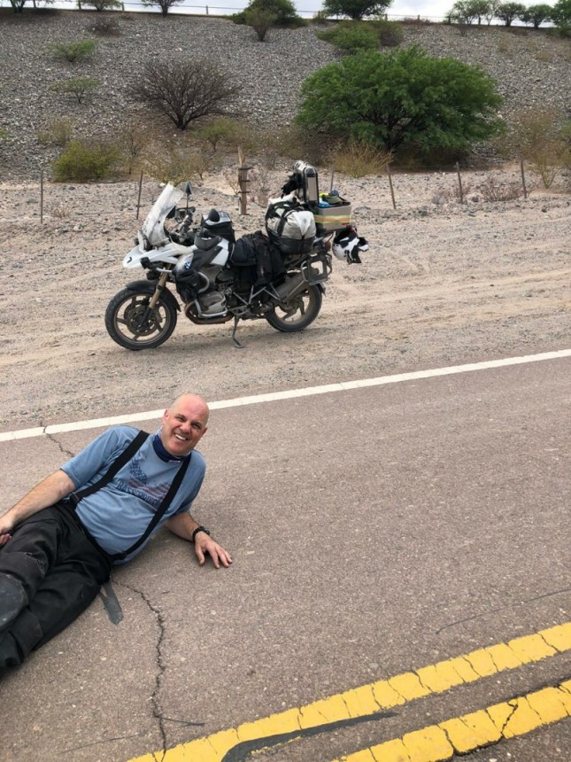 descansando al tocar asfalto despúes de la R40 de Cachi a Cafayate